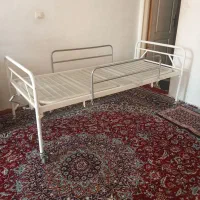 تخت بیمارستانی دوشکن