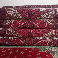 چهار جفت فرش به فروش میرسد