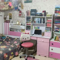 تخت خواب دخترانه همراه با میز تحریر و کتابخانه
