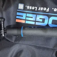 پاور بانک و دسته مونوپاد