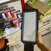 انواع لامپ پروژکتور مهتابی