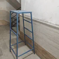 چهارپایه آهنی