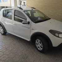 ساندرو استیپ وی دنده ای و استثنایی|خودرو سواری و وانت|اصفهان, سپاهانشهر|دیوار