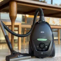 جاروبرقی AEG مدل VX82-1-OKO ( سوپرسایلنت) آلمان