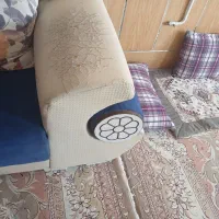 مبل راحتیومیزعسلی شیشه ای  بزرگ و۴عددعسلی|مبلمان خانگی و میز عسلی|سمیرم, |دیوار