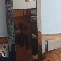 ساعت ایستاده تمام شیشه