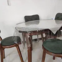 یک دست مبل ۷نفره و یک دست ناهارخوری ۴نفره|مبلمان خانگی و میز عسلی|تهران, قزل قلعه|دیوار