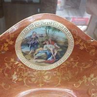 ظروف قدیمی وشیک|کلکسیون اشیاء عتیقه|رودهن, |دیوار