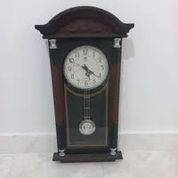 ساعت دیواری سلطنتی کاملا سالم