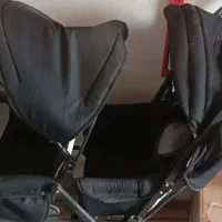 کالسکه دوقلو