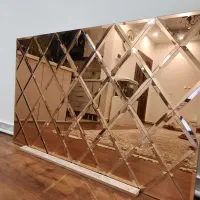 آینه|آینه|سرخه حصار, |دیوار