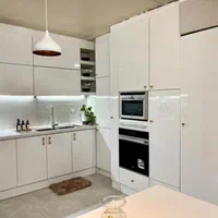 آپارتمانی در آبشار که بهش میخوره ۱۶۰ متر باشه