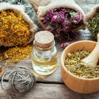 آموزش طب سنتی مخصوص بانوان