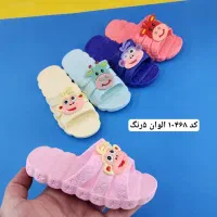 دمپایی شکل دار کد ۱۰۴۶۸ عمده کفش کتونی صندل