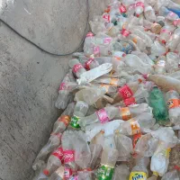 بطری۱/۵و۲وغیرع میخام ضایعاتی قانونی دارم