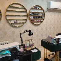 اجاره تخت و صندلی سالن زیبایی شهریار