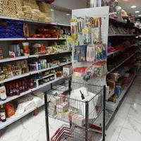 فروشنده پرانرژی و خوش صحبت