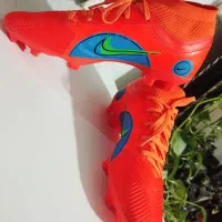 کفش فوتبالی|کیف، کفش، کمربند|گنبد کاووس, |دیوار