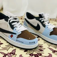 کفش|کیف، کفش، کمربند|فیروزآباد (فارس), |دیوار