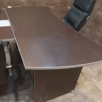 فروش میز ریاست ومیز کنفرانس به همراه صندلی