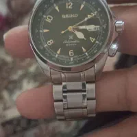 ساعت سکو در حد نو