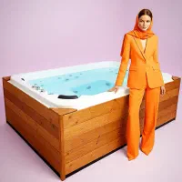 جکوزی بزرگ ظرفیت تا ۱۰ نفر سونا خشک بخار کابین دوش