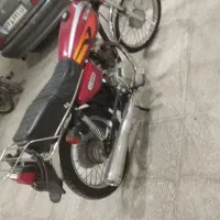 رایکا95|موتورسیکلت|قم, قلعه کامکار|دیوار