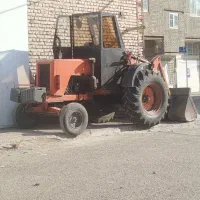 تراکتور بیل عقب