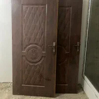 در اتاق با چهار چوب و دستگیره