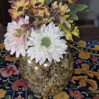 گل و گلدون