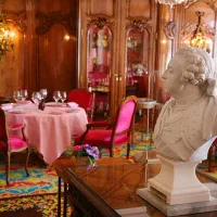 1200متر کافه رستوران بین المللی فوق برند شهرک غرب