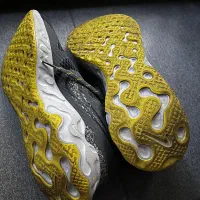 کفش رانینگ نایک اصل سایز ۴۴ Nike|کیف، کفش، کمربند|تهران, محمودیه|دیوار