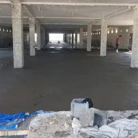 بتن ریزی کف با ماله پروانه