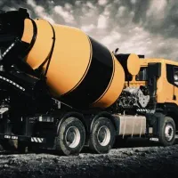 راننده پایه یک با تجربه کار با میکسر