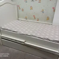 تخت و تشک کودک