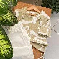 لباس کودک و نوجوان