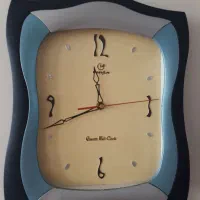 ساعت دیواری