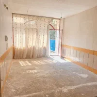 منزل طبقه دوم راه جدا ۹۰ متری فلکه عاشق اصفهانی