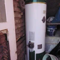 اب گرمکن ۶۰لیتری نیاز به تعمیر