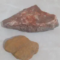 مقداری سنگ از کوه پیدا کردم|جواهرات|مرودشت, شهرک بسیجیان|دیوار