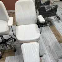 صندلی میکاپ و استادکار|آرایشگاه و سالنهای زیبایی|شیراز, نیایش|دیوار