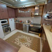 ۱۷۵متر زمین ۱۱۰متر بنا شمالی تراکم متوسط معلم