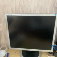 مانیتور سامسونگ کاملا سالم