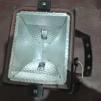 پرژکتوربسیارقوی‌ وپرنور