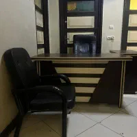 میز اداری با ۴عدد صندلی