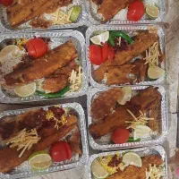 به یک کمک آشپز اقا نیازمندیم