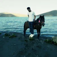 آموزش اسب سواری در کنار سد شهر چای (سیلوانا)