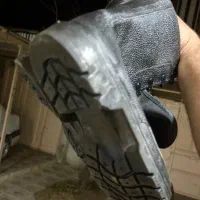 کفش/ پوتین نظامی/کوهنوردی|کیف، کفش، کمربند|بانه, |دیوار