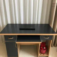 میز کارو کامپیوتر