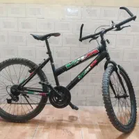 دوچرخه مشکی